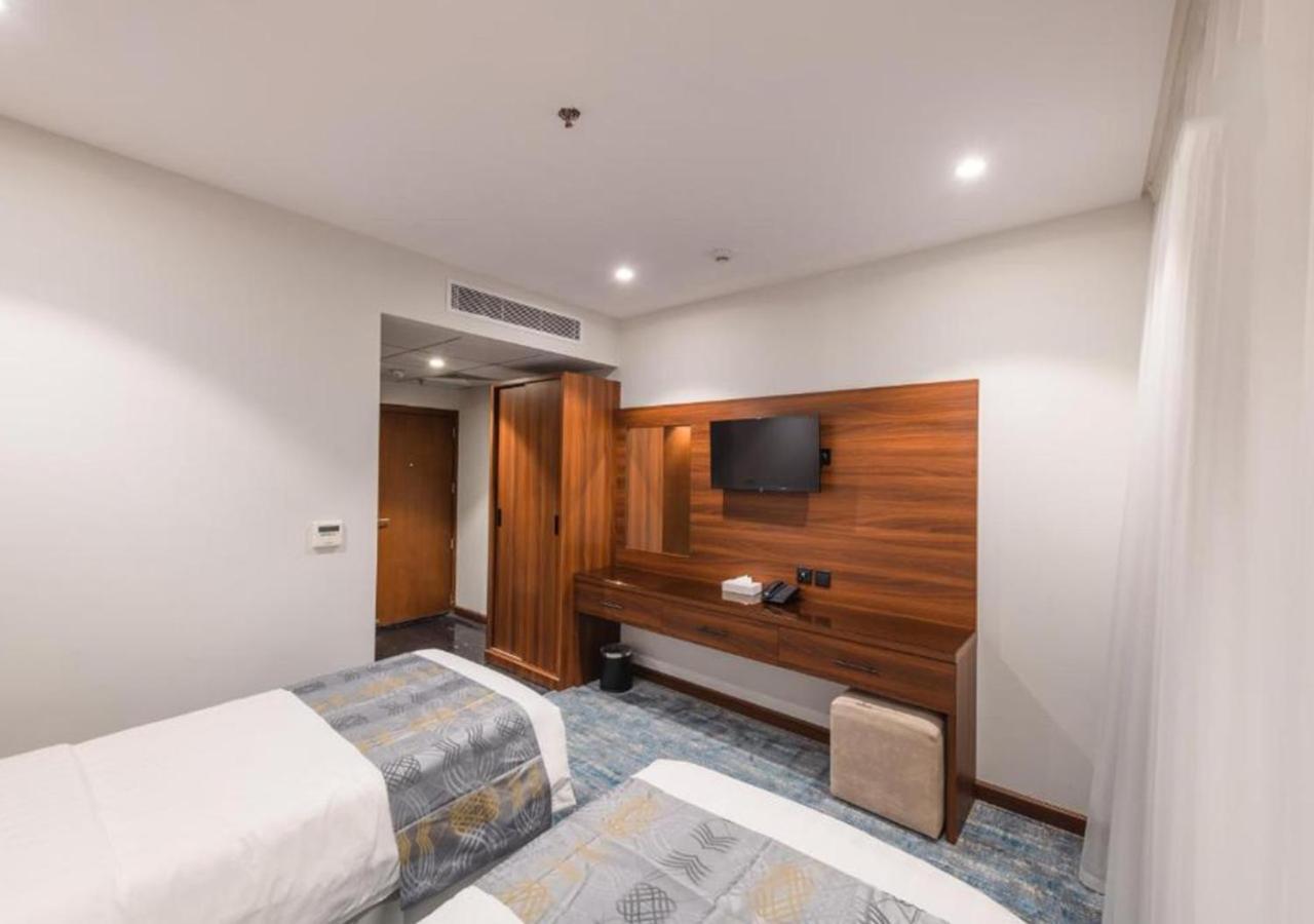 Manazel Al Zaireen Hotel Mecca ภายนอก รูปภาพ